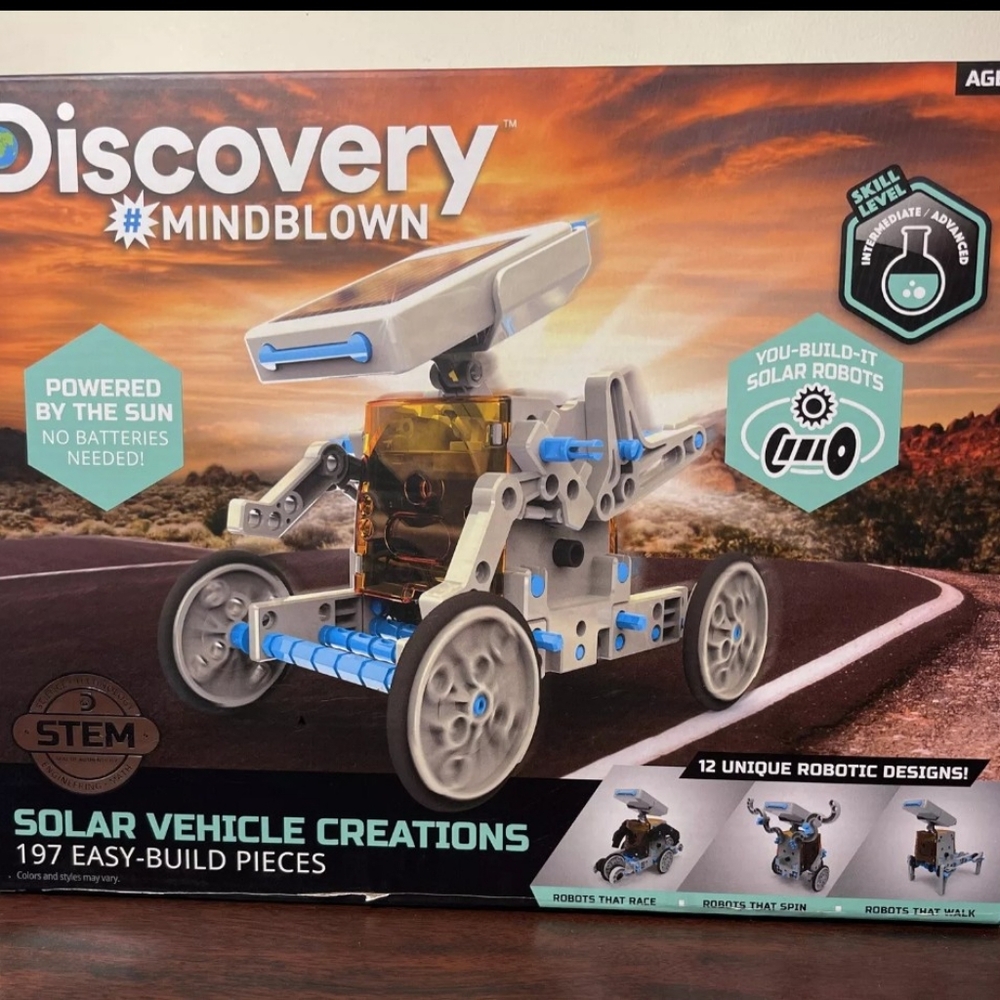 NWT Discovery Kids 2021 Mindblown STEM 12-in-1 Solar Robot 197-PC Creation Kit